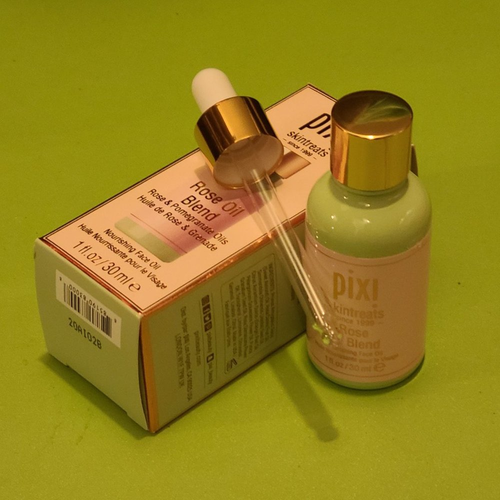 Pixi Skintreats Rose Oil Blend